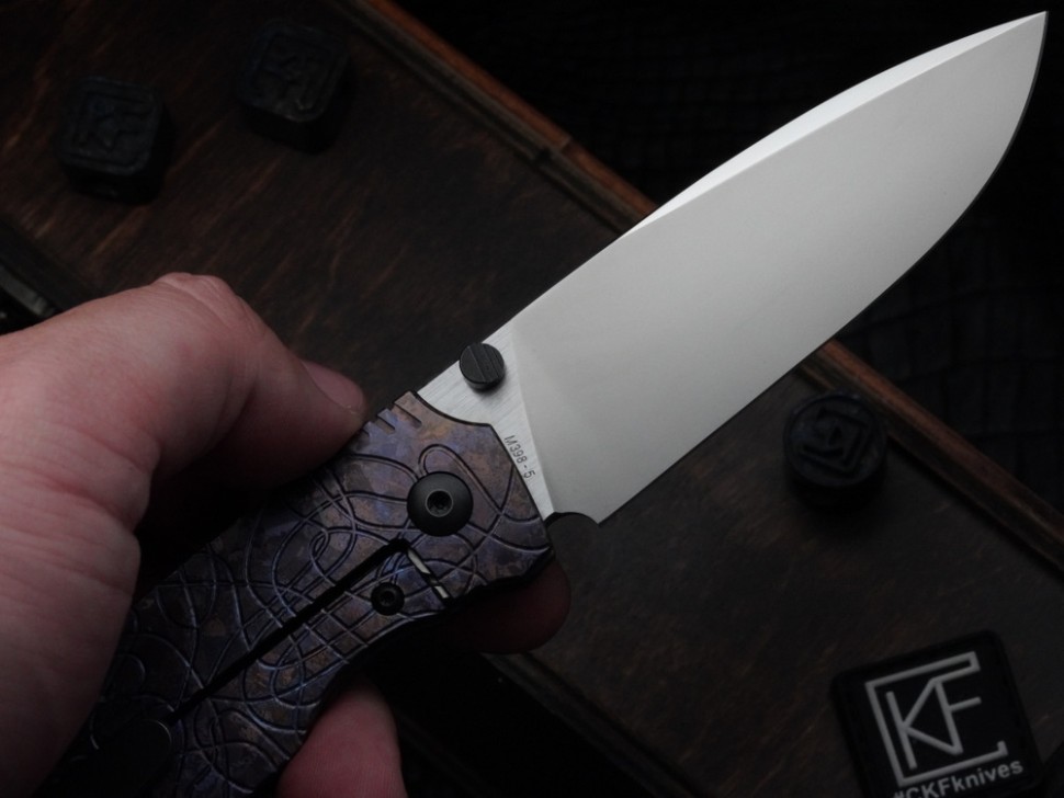 CKF Lex MAZE (M398, magic Crystal-Ti handle)