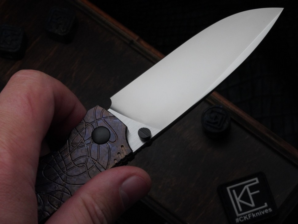 CKF Lex MAZE (M398, magic Crystal-Ti handle)