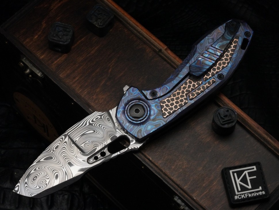 CKF PeaceDuke 2.0 FD (Damasteel, ZircuTi, Superconductor)