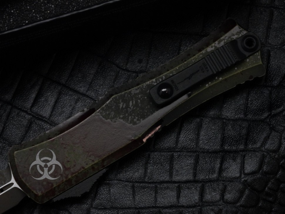 Microtech Knives Mini Hera Outbreak D/E M390MK Signature Series 1702M-1OBDS