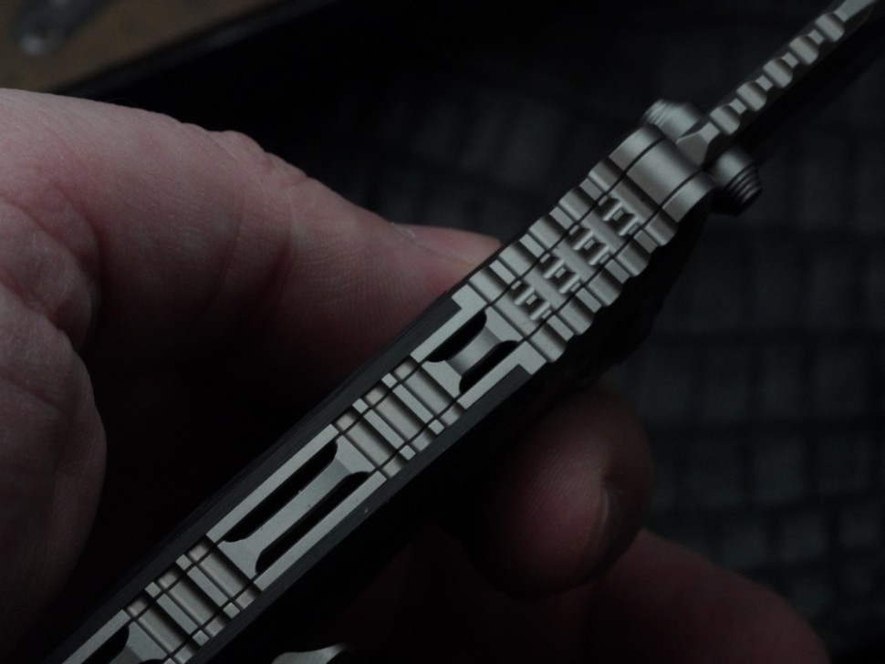 Discontinued Microtech Knives Socom Bravo Mini Warcom Hand Satin w/ Blue Ti Pivot Collars & Carbon Fiber Scales 263M-4CFTI