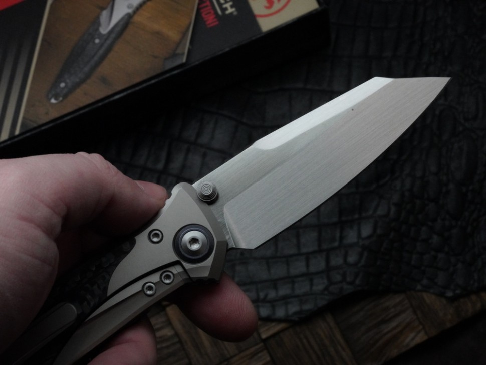 Discontinued Microtech Knives Socom Bravo Mini Warcom Hand Satin w/ Blue Ti Pivot Collars & Carbon Fiber Scales 263M-4CFTI