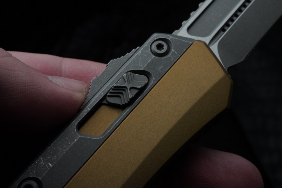 Microtech Glykon Apocalyptic Standard Bayonet w/ Apocalyptic Overlay & Tan Handle 184-10APTA