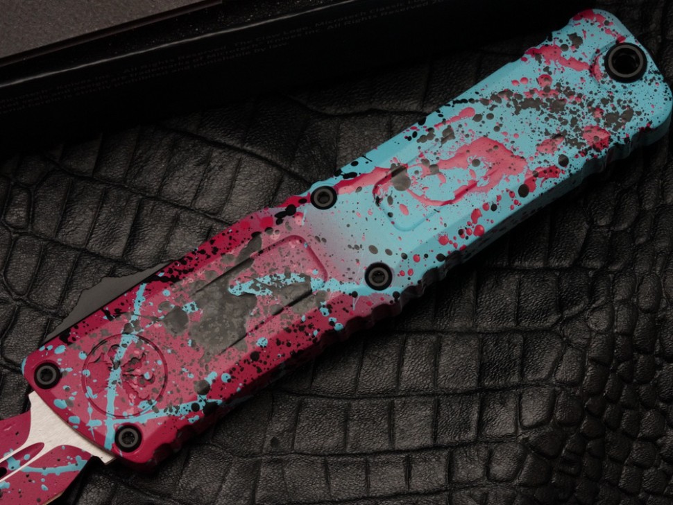 Microtech Knives Combat Troodon Gen III D/E Light Blue/Pink Splatter Signature Series 1142-1LBPKBKSPLS