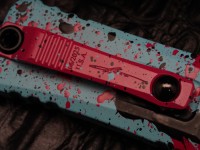 Microtech Knives Combat Troodon Gen III D/E Light Blue/Pink Splatter Signature Series 1142-1LBPKBKSPLS