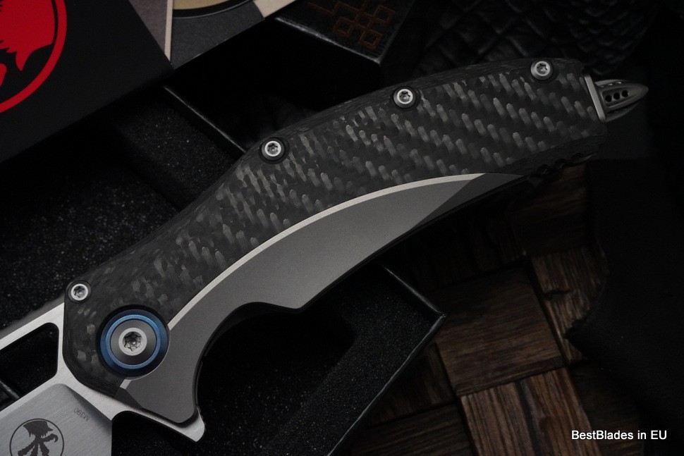 Microtech Matrix Titanium w/ Carbon Fiber Scales & Blue Ti Pivot Collars w/ Hand Satin M390 165C-4CFTI