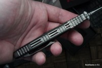 Microtech Knives Socom Bravo Mini S/E Bead Blast Standard w/ Blue Ti Pivot Collars &amp; Carbon Fiber Scales 260M-7CFTI