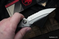 Microtech Knives Socom Bravo Mini S/E Partial Serrated Bead Blast Standard w/ Blue Ti Pivot Collars &amp; Carbon Fiber Scales 260M-8CFTI