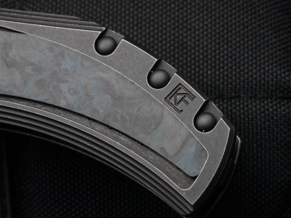 CKF/Wullumsen Gozer (M398 62,5HRC, blue CF, Ti)
