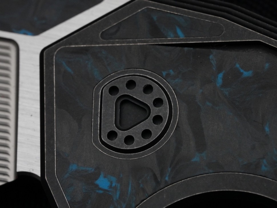 CKF/Wullumsen Gozer (M398 62,5HRC, blue CF, Ti)