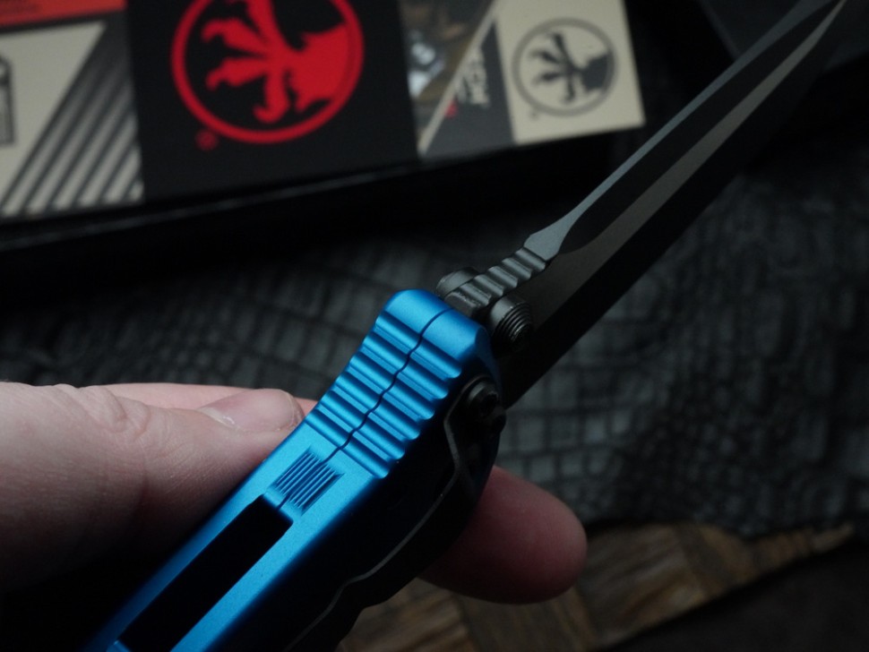 Microtech Socom Elite Tanto Edge Manual Blue Standard 161-1BL