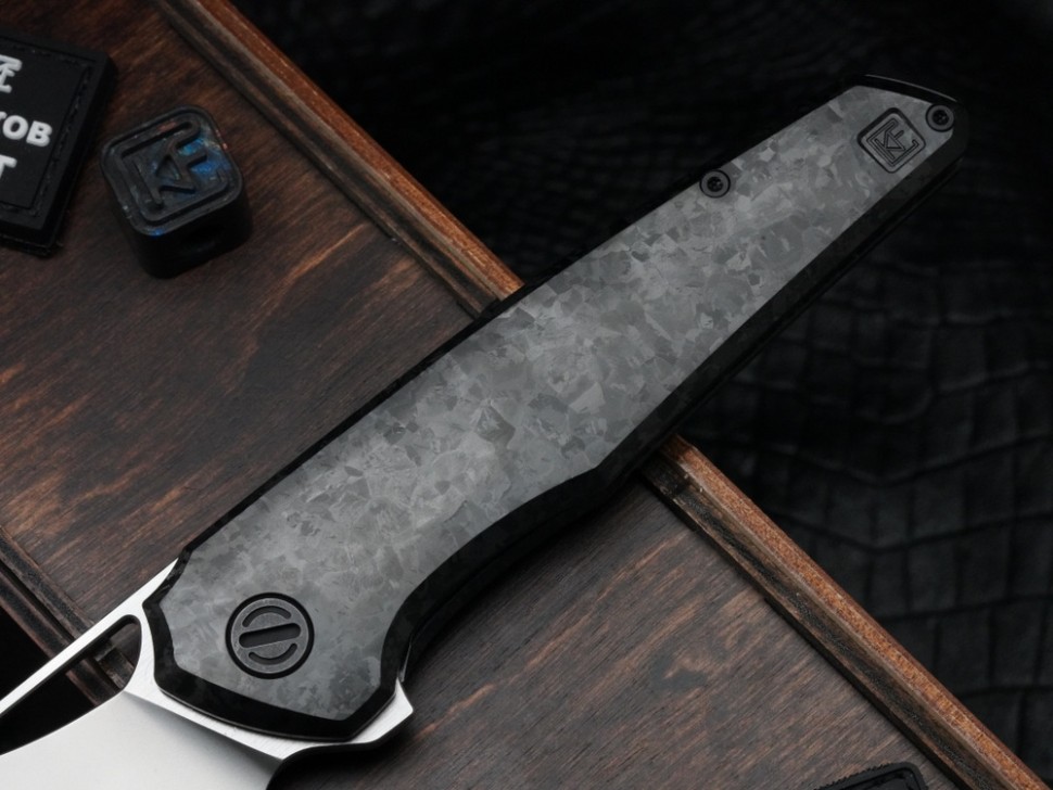 CKF Tasca 2 (M398, Crystal-Ti, DLC)