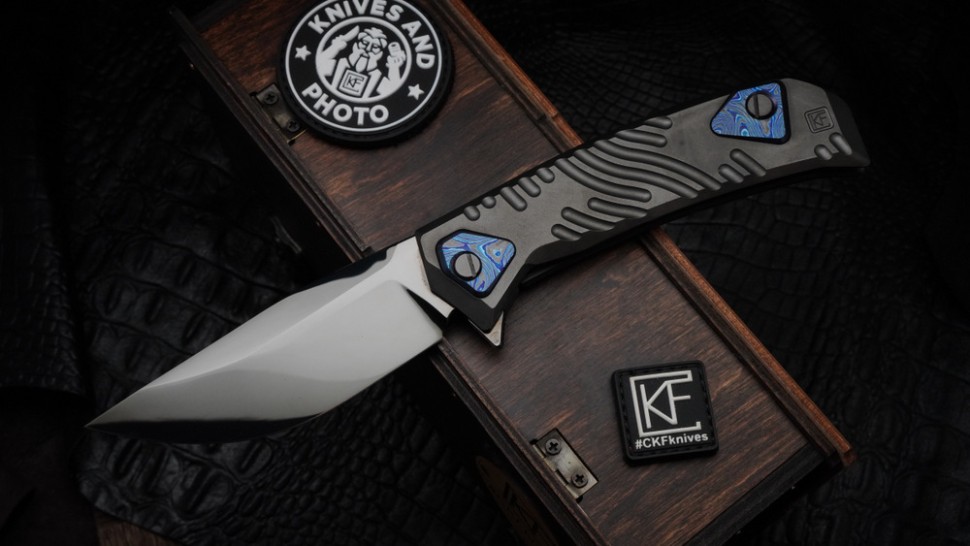 CKF Ummu DALAWA DLC (M398 MIRROR, Ti, ZircuTi)