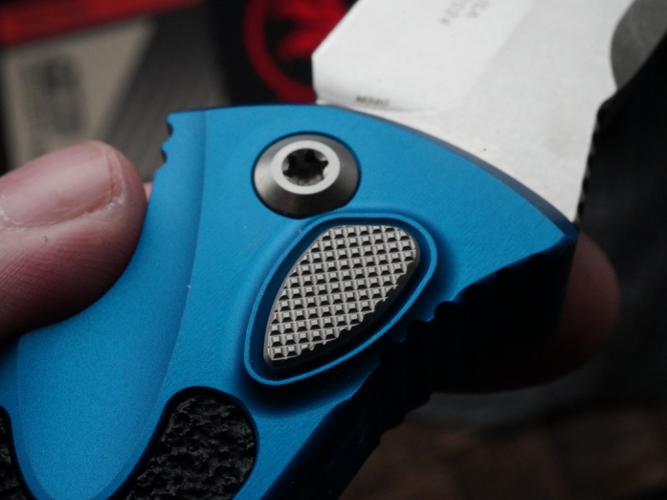 Microtech Socom Elite Auto T/E Stonewash & Blue Handle 161A-10BL