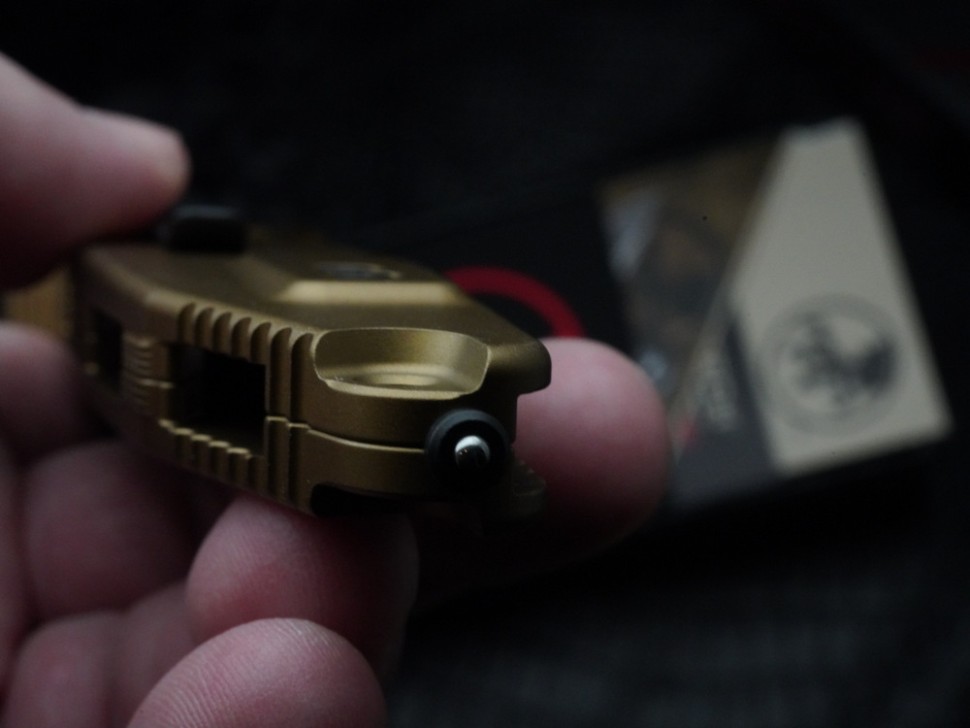 Microtech Socom Elite Single Edge Manual Tan Standard 160-1TA