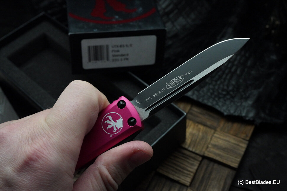 Microtech UTX-85 S/E Pink Standart 231-1PK