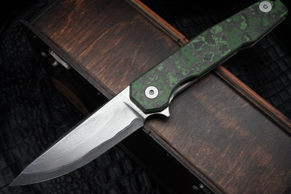 Uldanov R1 custom knife #69 (Magnacut laminated, Ti, CF)