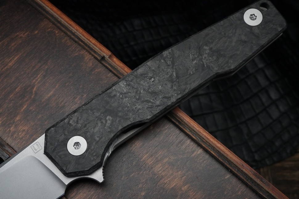 Uldanov R1 custom knife #65 (Magnacut, Ti, CF)