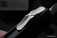 Microtech Makora Double Edge Stonewash Full Serrated &amp; Black 206-12S