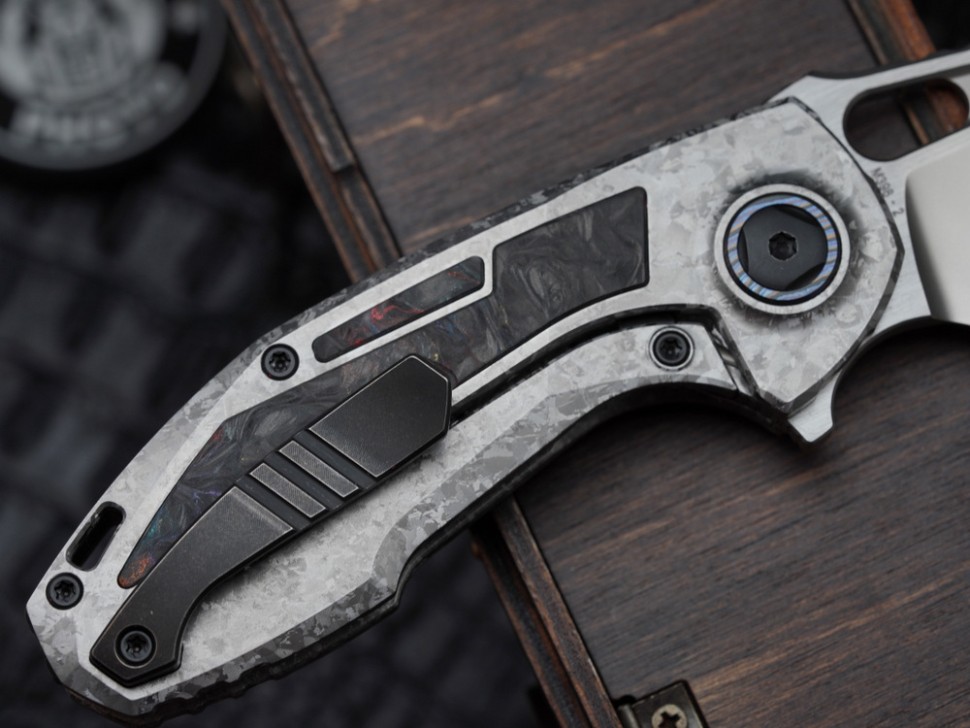 CKF PeaceDuke 2.0 (CrystalTi + Super Carbon Fiber)