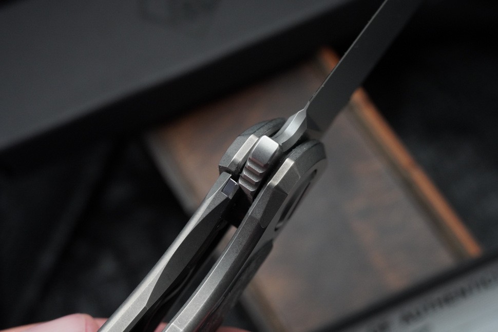 Shirogorov F95NL Gen.5 (M390, Ti, black Technocarbo, MRBS)