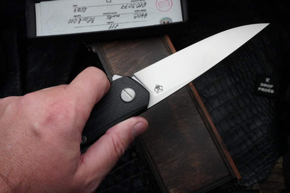 Shirogorov 111 (440C, G10, MRBS, finish defect on blade)