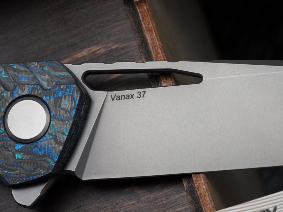 111 Aquatic - "Deep Sea" TechnoCarbo Handle - Vanax37 Blade - MRBS