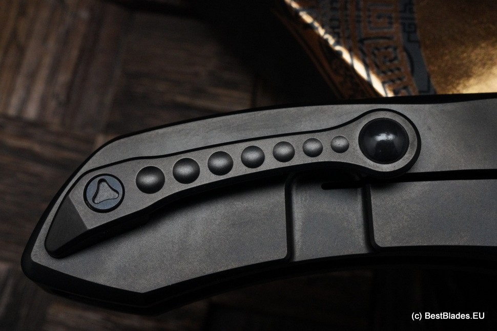 Microtech ANAX Titanium DLC Tanto M390 & Carbon Fiber Inlay 191C-1DLCTCFITI