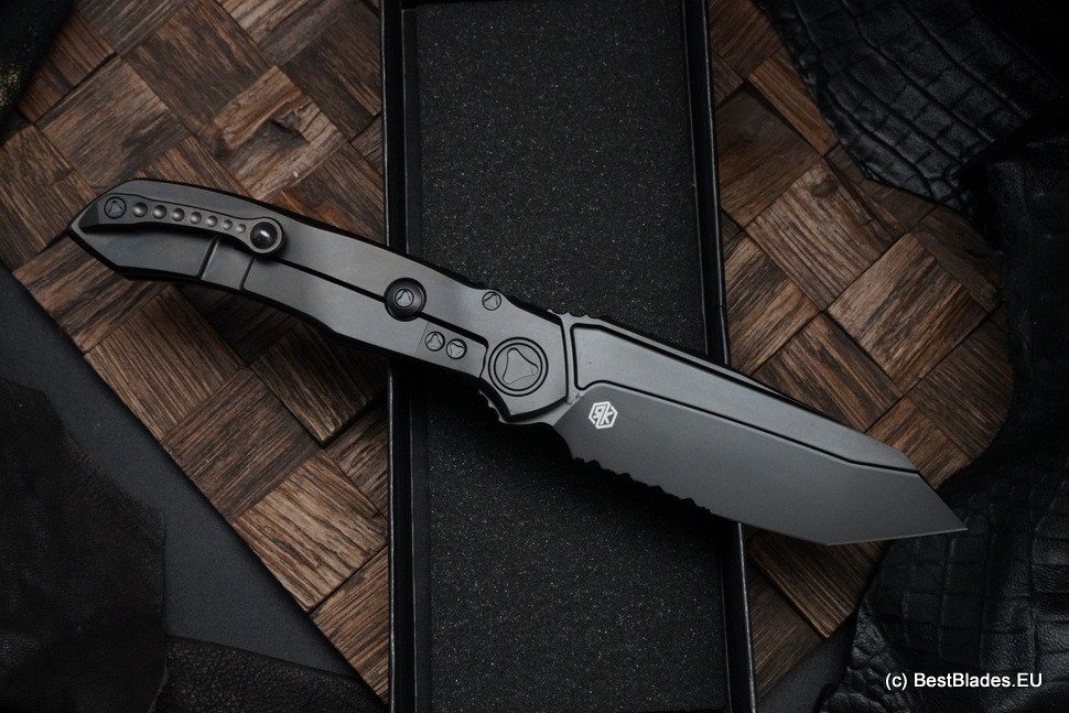 Microtech ANAX Titanium DLC Tanto Partial Serrated M390 & Carbon Fiber Inlay 191C-2DLCTCFITI