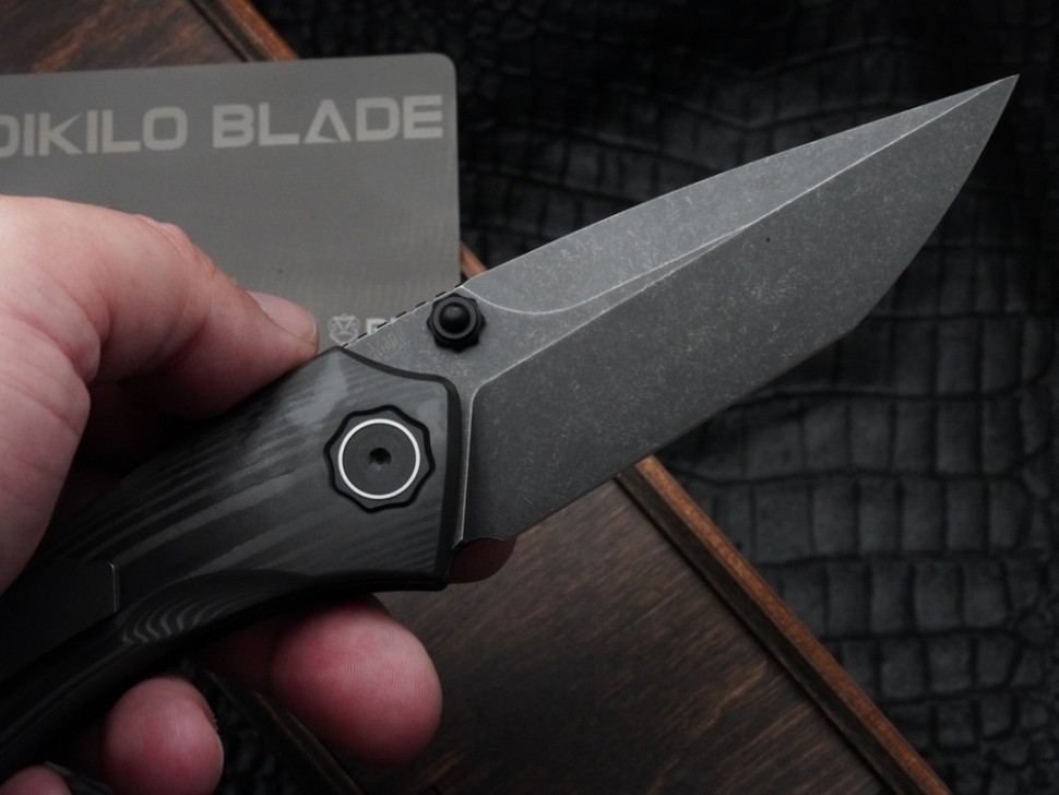 Poikilo Blade Tuna Standard 1 w/ Woodgrain Carbon Fiber Handles & Dark Stonewash M398