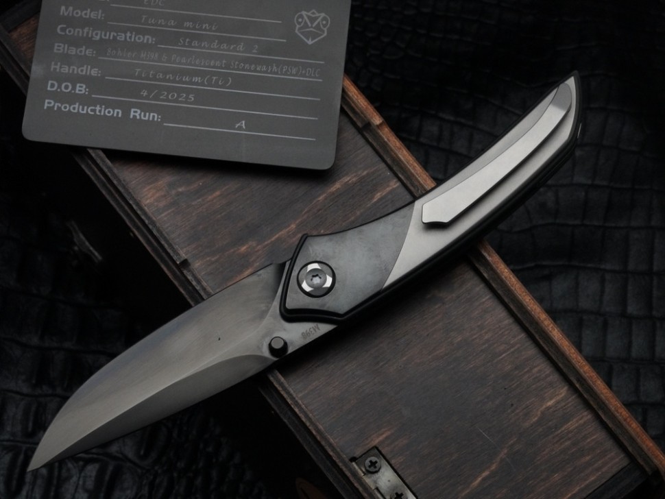 Poikilo Blade Tuna Mini Standard 2 w/ Titanium Handles & Pearlescent DLC M398