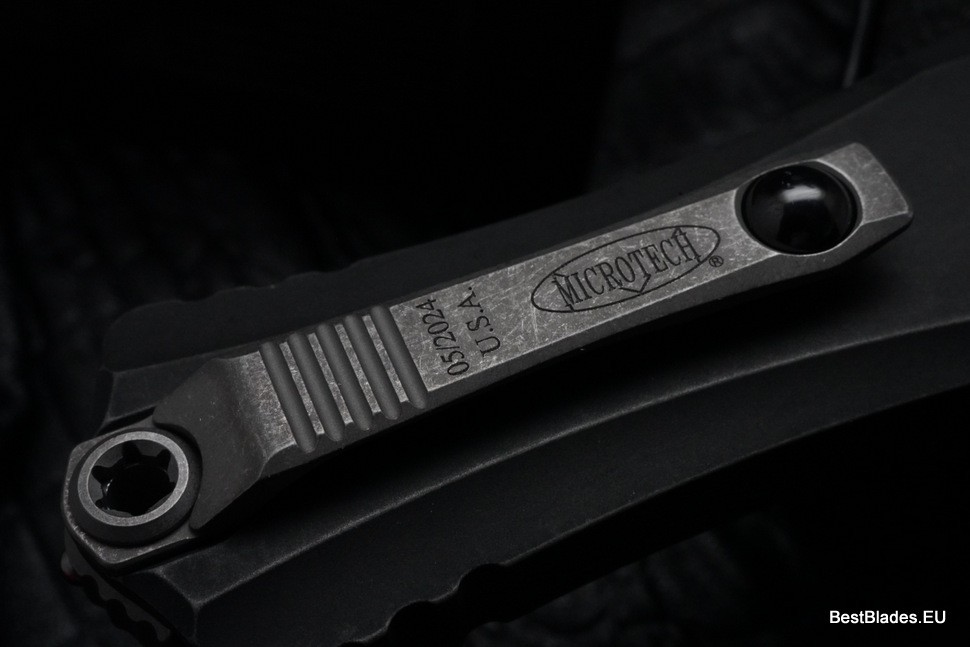 Microtech Knives Hera 2 Apocalyptic D/E w/ Apocalyptic Black Handle 1702-10APBKAP