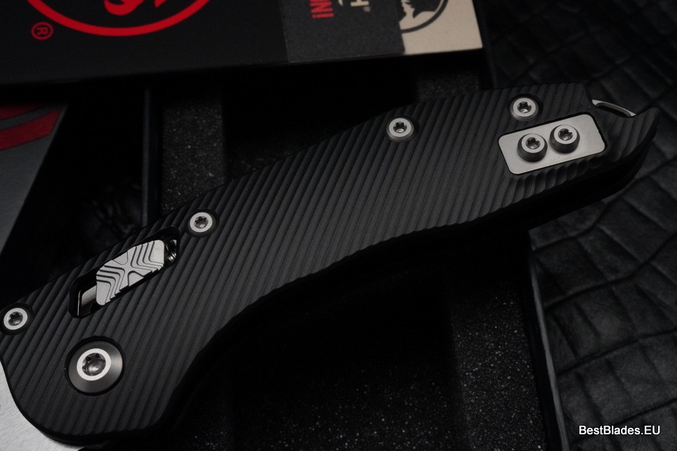 Microtech Knives Manual Stitch RAM LOK Fluted Black Aluminum & M390MK 169RL-10FL