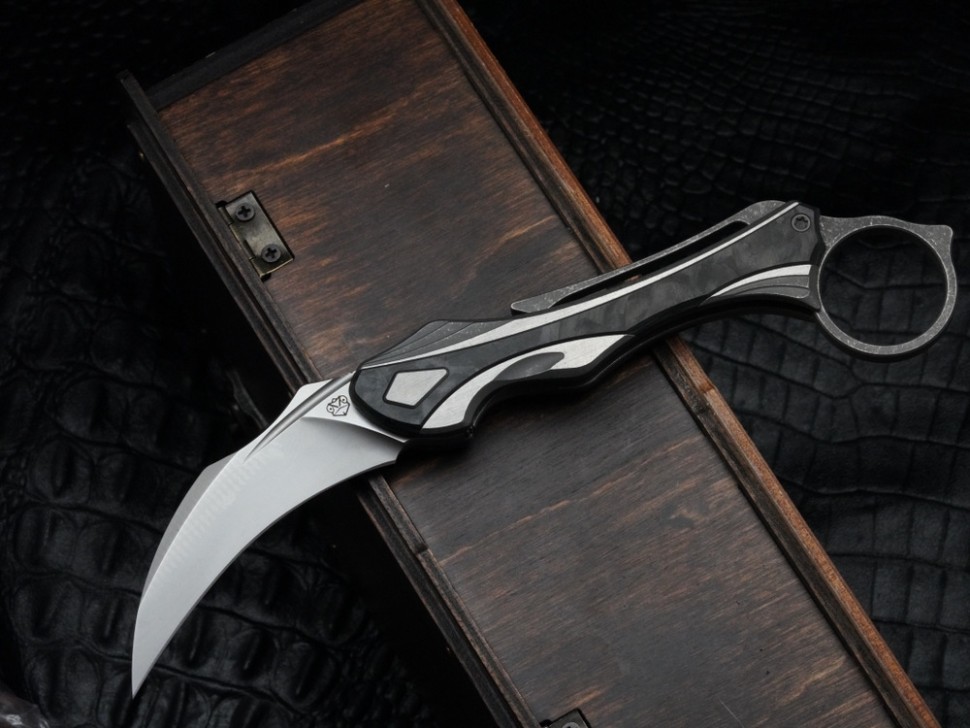 Poikilo Blade Thorny Devil w/ Titanium Black Fat Carbon Inlaid Handles & Pearlescent Stonewash M398