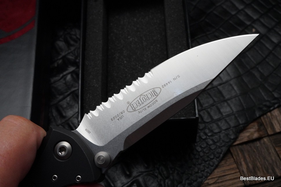 Microtech Socom Elite Single Edge Stonewash Partial Serrated Manual & Black 160-11