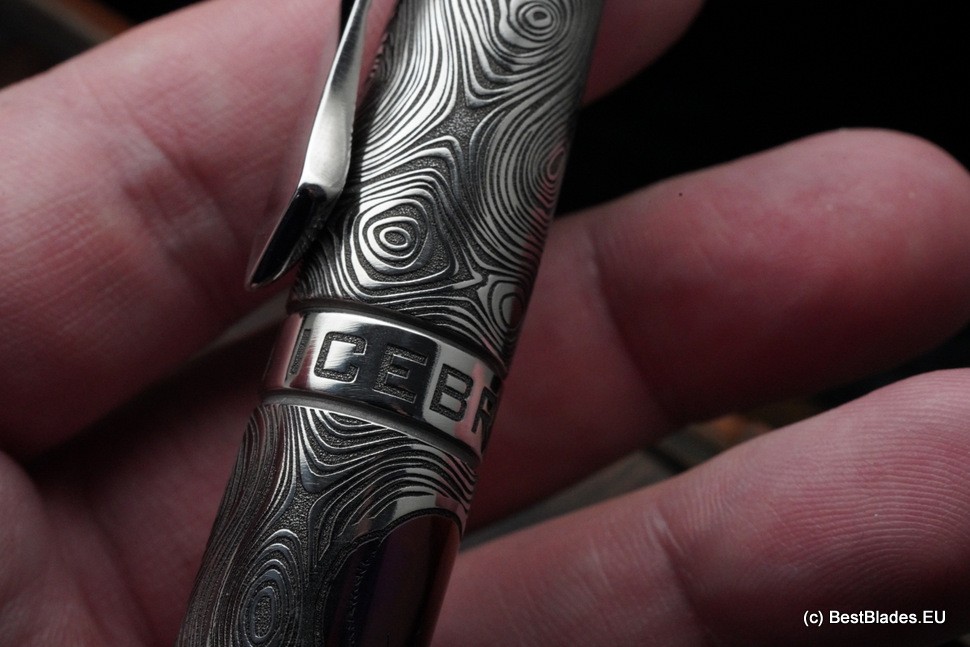 Streltsov luxury titanium pen -Icebreaker Skulls-