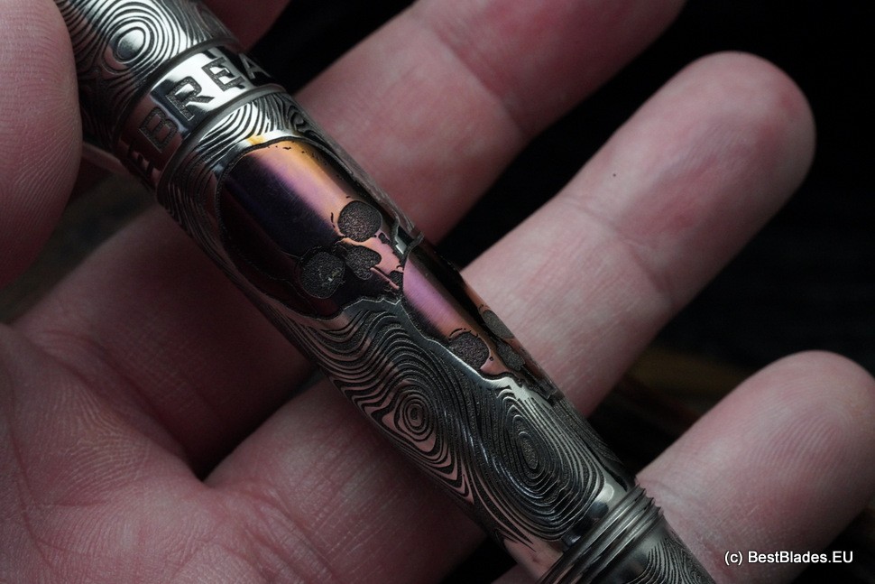Streltsov luxury titanium pen -Icebreaker Skulls-