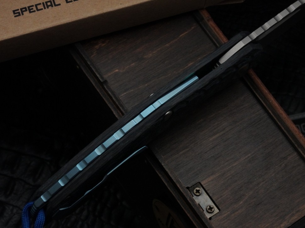 111 Aquatic - Vanax37 Blade - Deep Sea TechnoCarbo