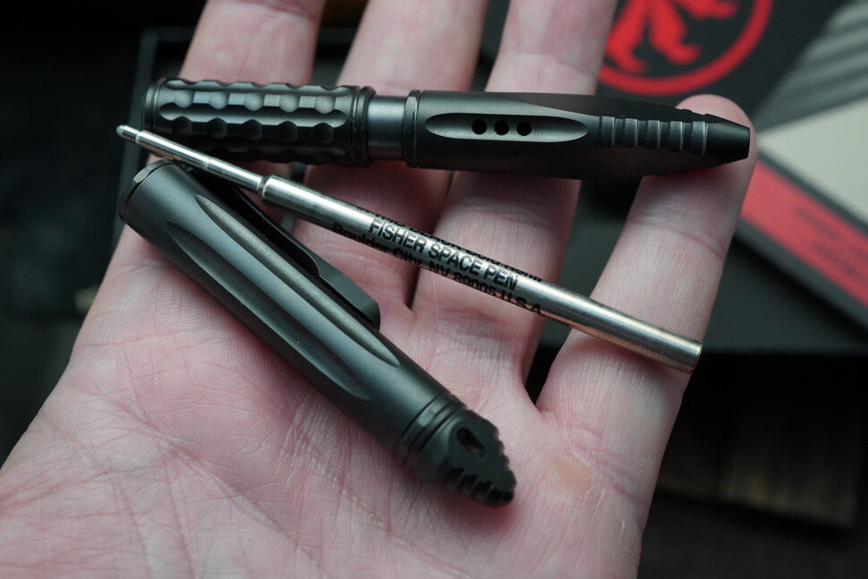 Microtech Kyroh DLC Titanium Pen with Tritium Cap Insert