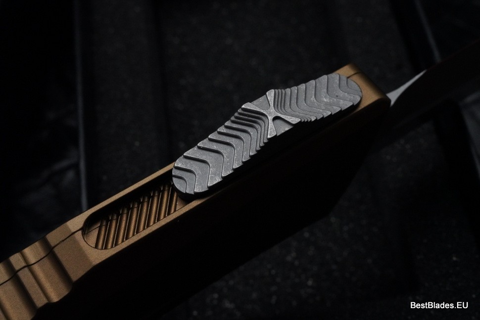 Microtech Knives Combat Troodon Gen III Apocalyptic Double Edge w/ Tan Handle 1142-10APTA
