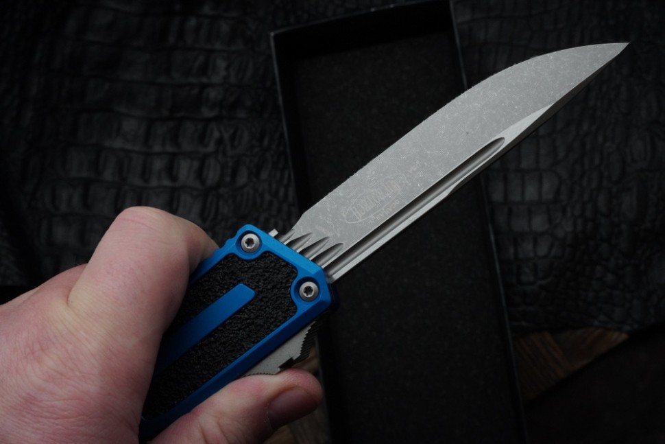 Microtech Scarab 2 Gen 3 Blue Handles w/ S/E Spine Fluted Apocalyptic M390MK 1278-10APBL